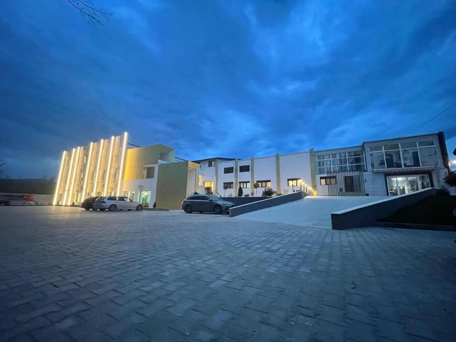 Bed and Breakfast Popasul Lui Gicuta Куртя-де-Арджеш Экстерьер фото